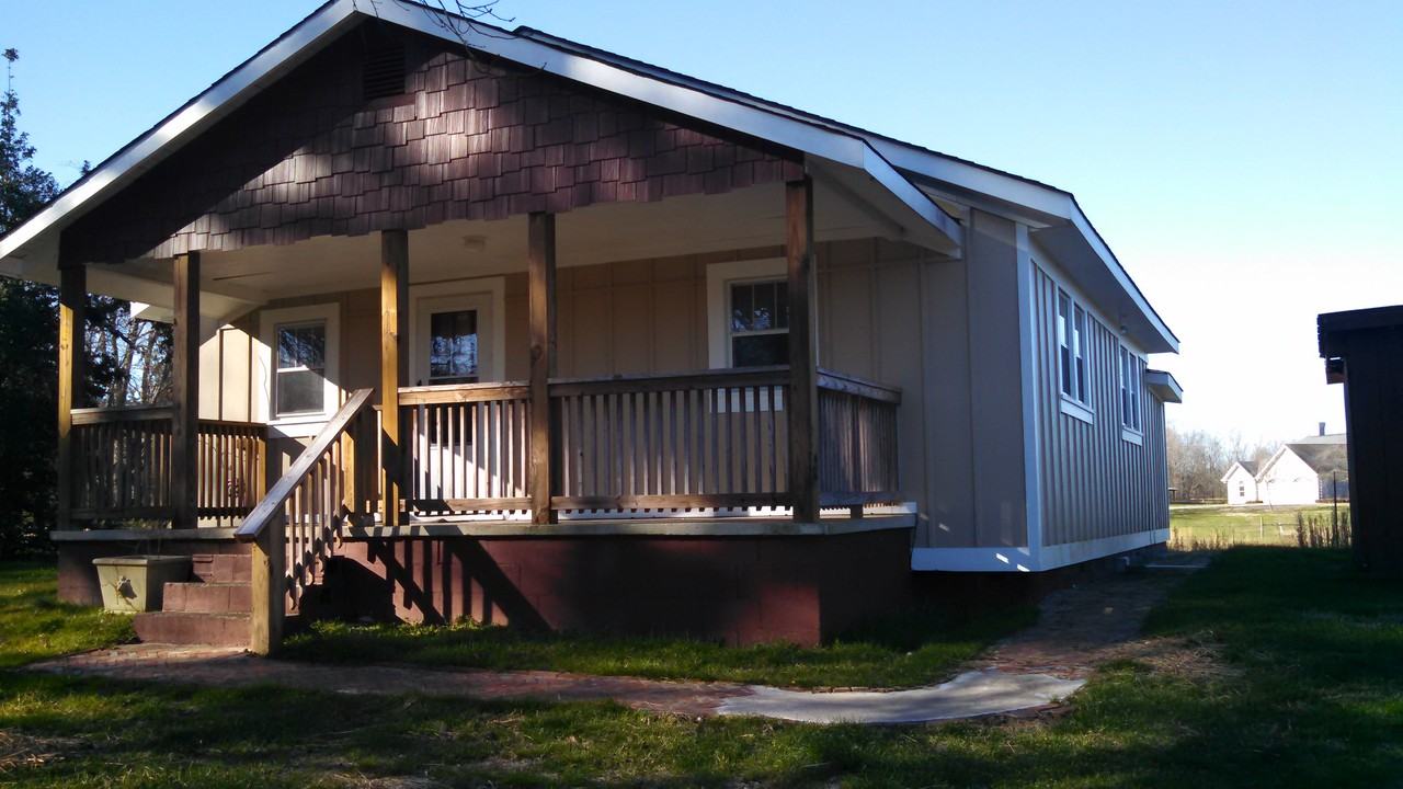 290 Hankins Rd - Photo 3 of 43