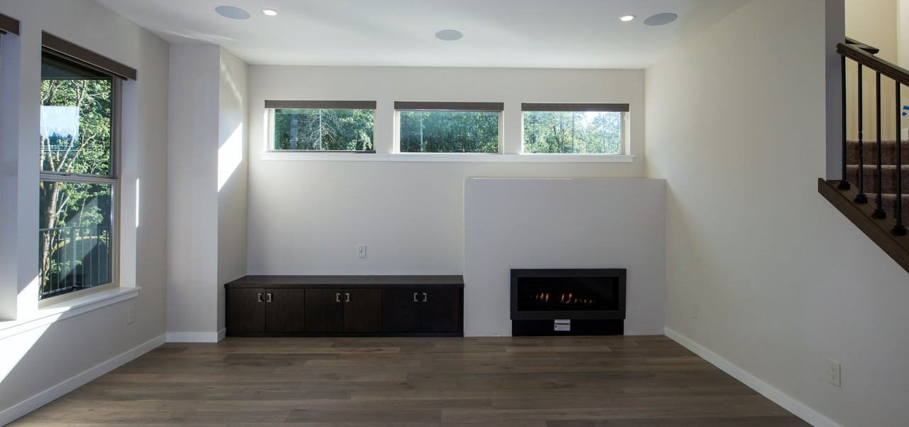 3208 Ne Tillicum - Photo 3 of 26