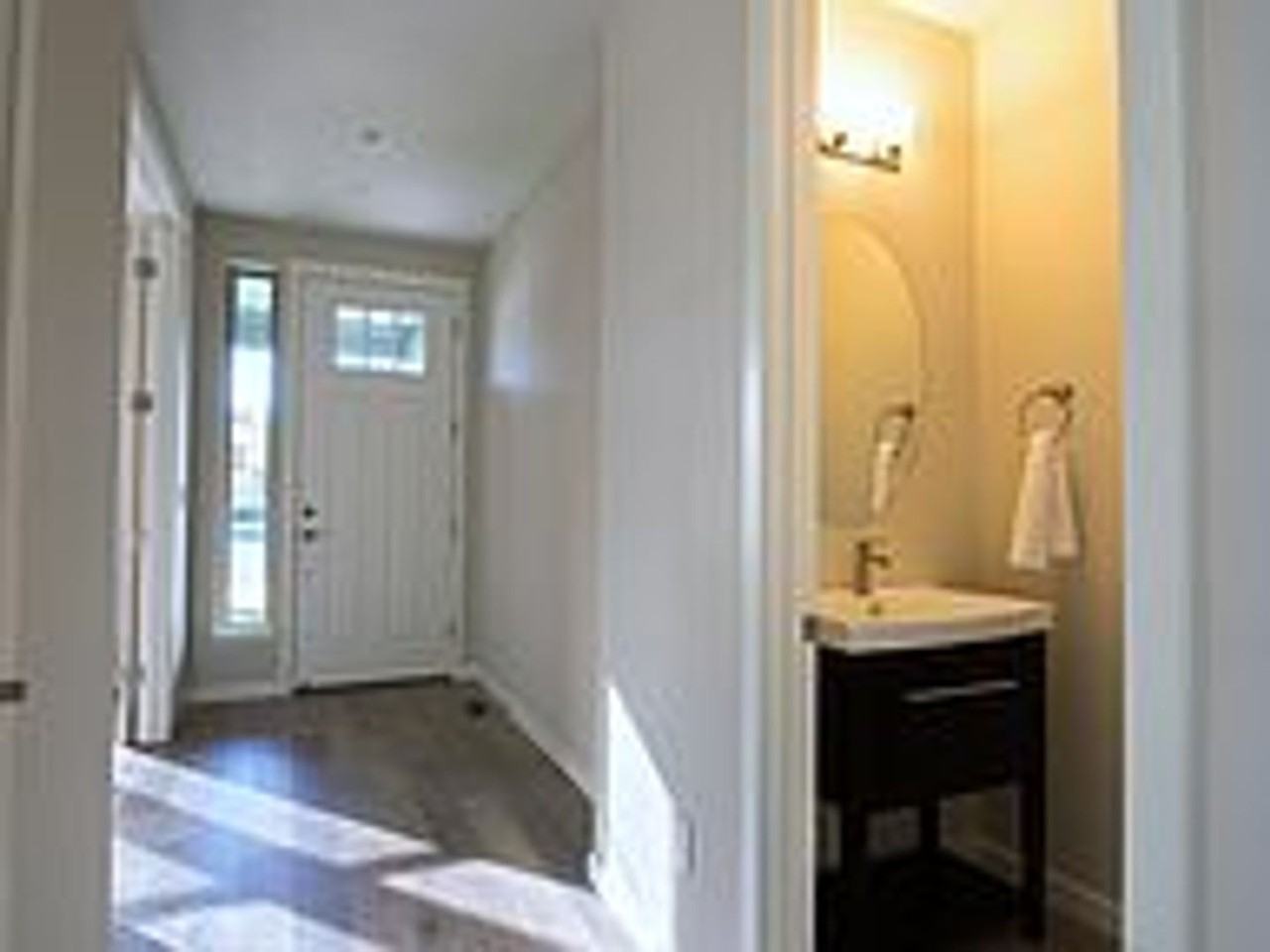 3208 Ne Tillicum - Photo 5 of 26