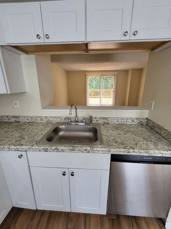 1324 E Spring Meadow Ct - Photo 2 of 31