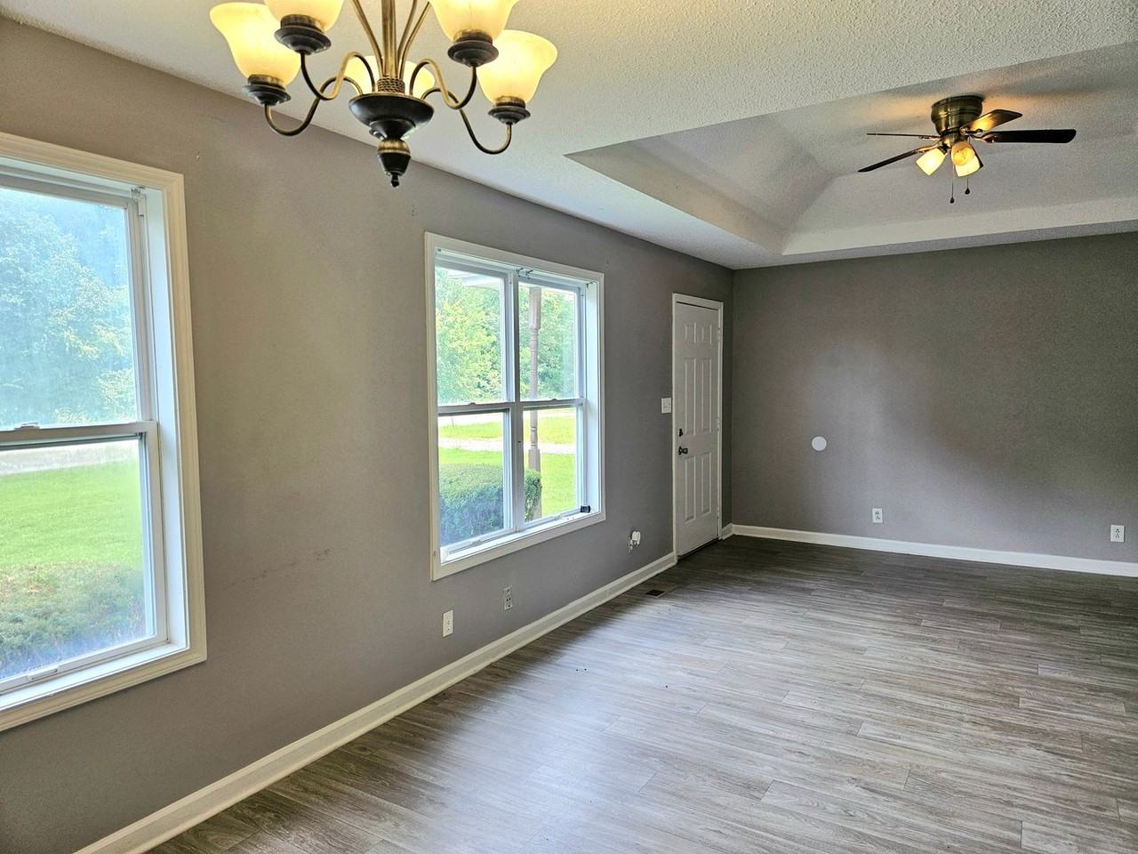 1331 Hugh Hunter Rd - Photo 7 of 22