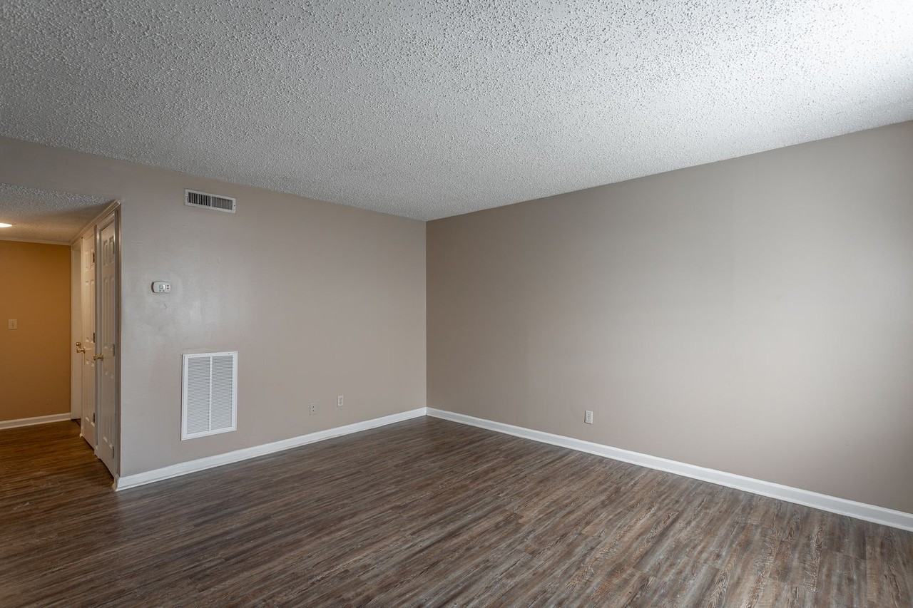 19 Iris Ln - Photo 2 of 35