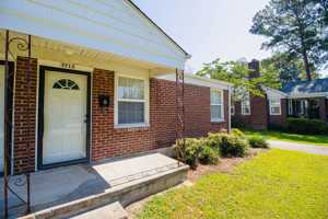 featured image of 3713 Prentice Ave