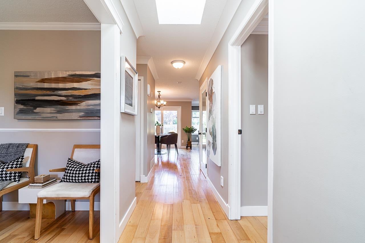 15076 19A Avenue - Photo 2 of 13