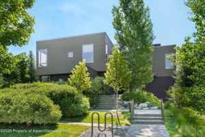 featured image of 202 Evans Rd