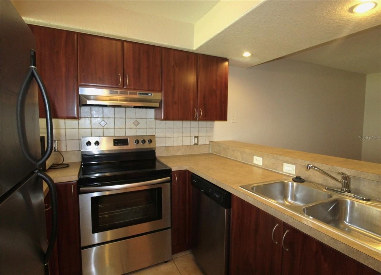 4917 25th St W #102 - Photo 3 of 26