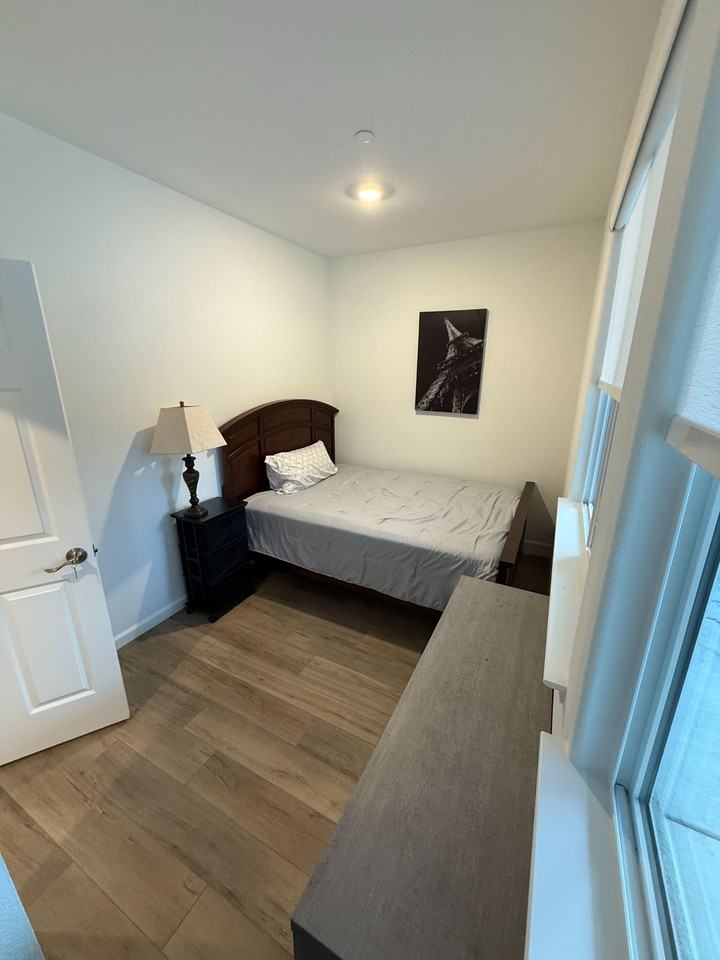 Meru Way - Photo 4 of 6