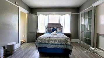 featured image of Duncan Ave