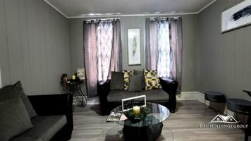 featured image of Duncan Ave