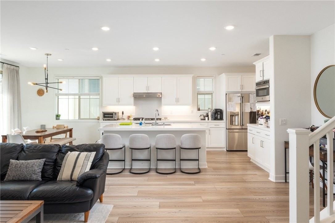 7351 Wisteria Ln - Photo 3 of 31