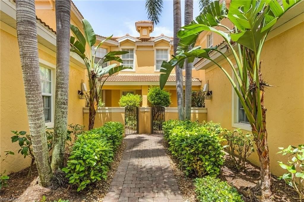 20240 Burnside Pl #1603 - Photo 3 of 41