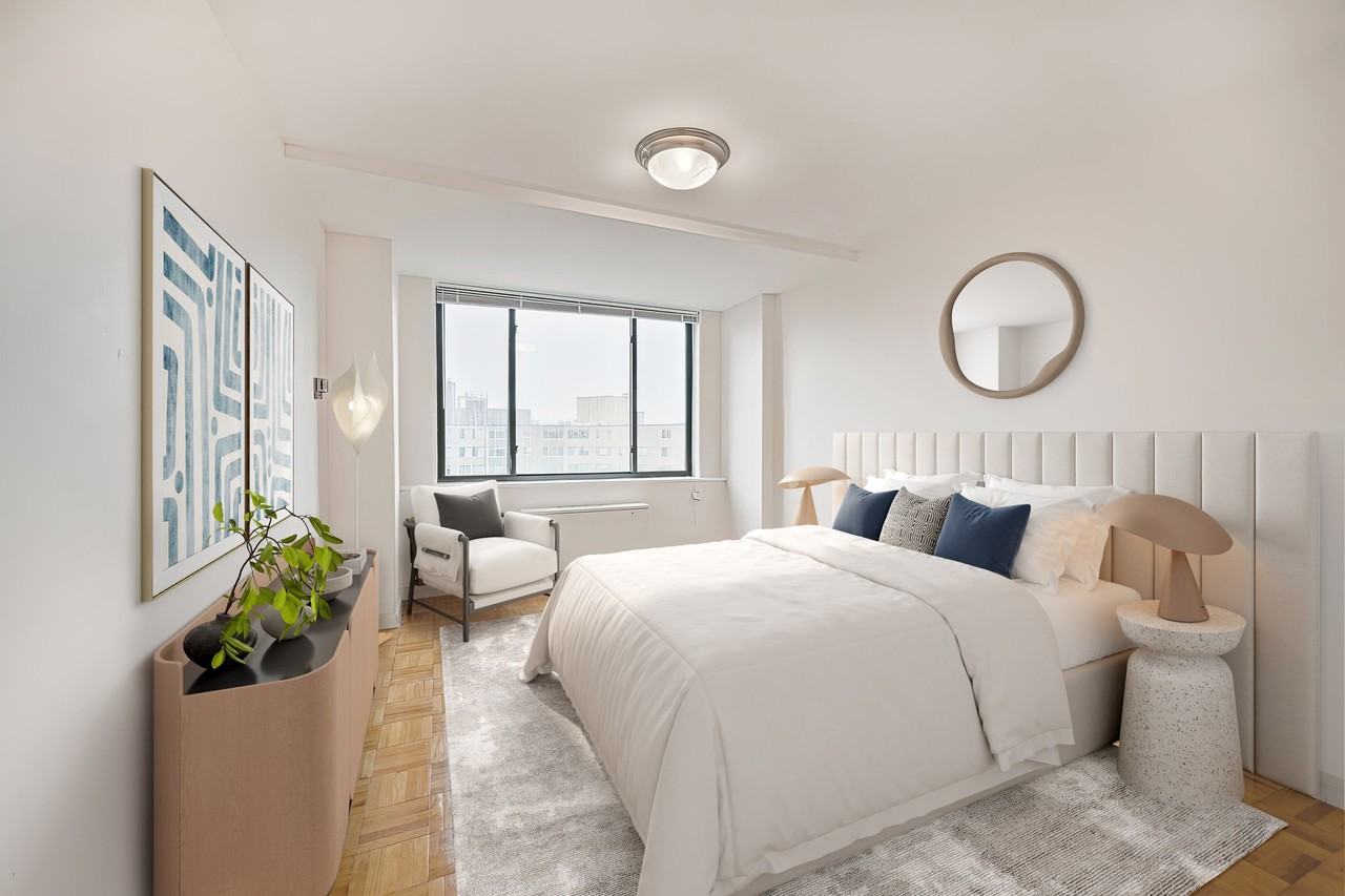 Connecticut House Apartments - Photo 7 of 22