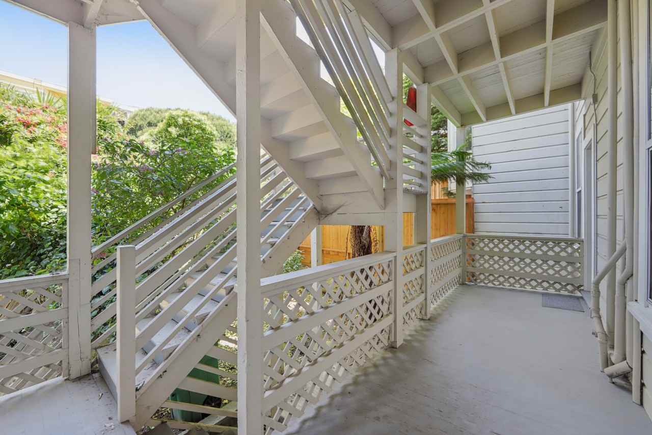 1234 Grove Street - Photo 3 of 11