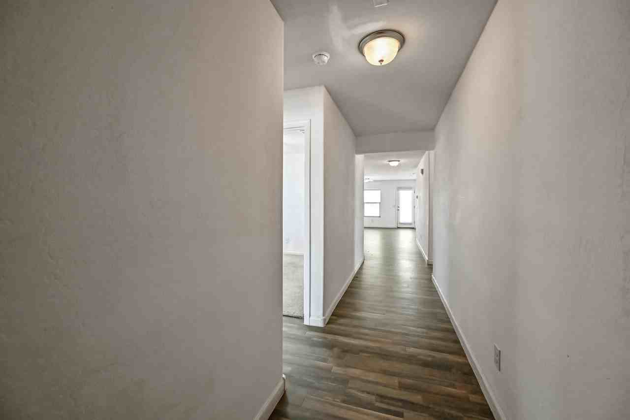 211 Azteca Drive - Photo 2 of 22