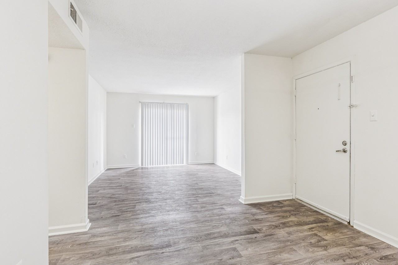 Huntleigh Woods - Photo 3 of 20