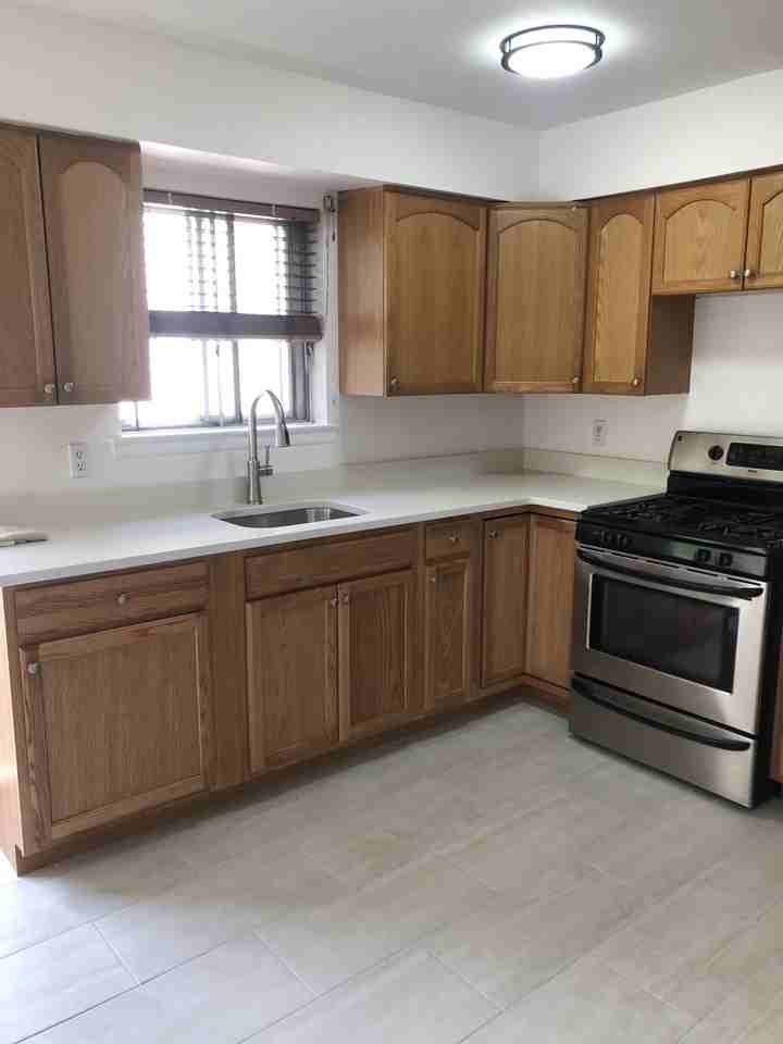 965 Willowbrook Rd - Photo 2 of 9