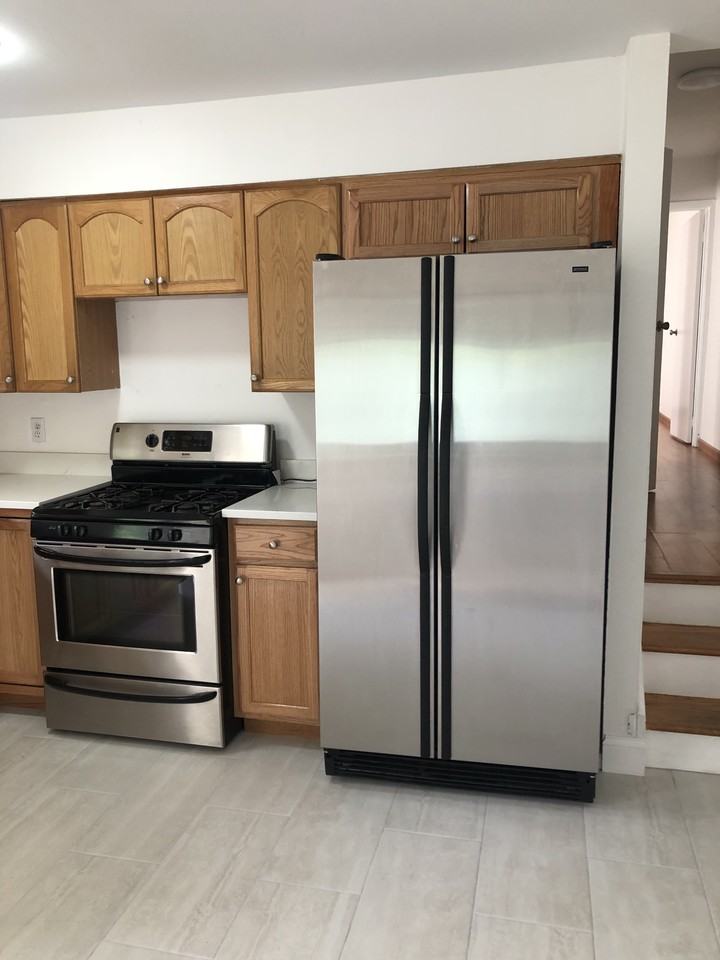 965 Willowbrook Rd - Photo 3 of 9