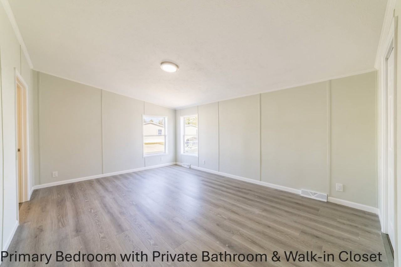 211 Park Ln - Photo 2 of 2