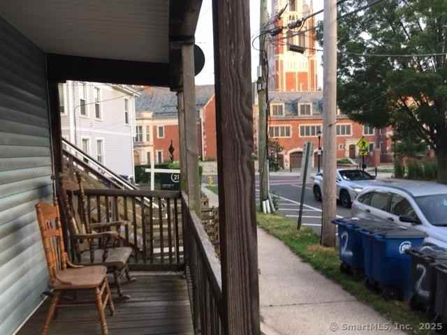 15 Winchester Ave - Photo 3 of 19