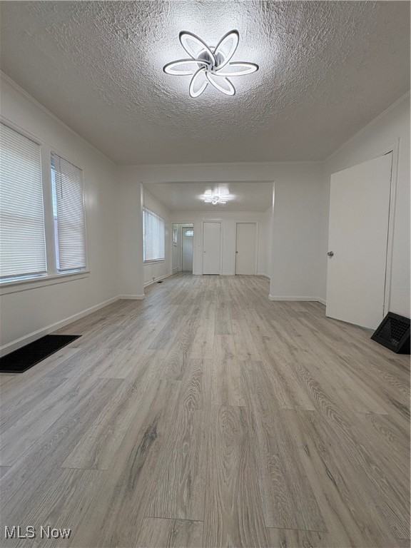 3311 W 33rd St - Photo 2 of 13