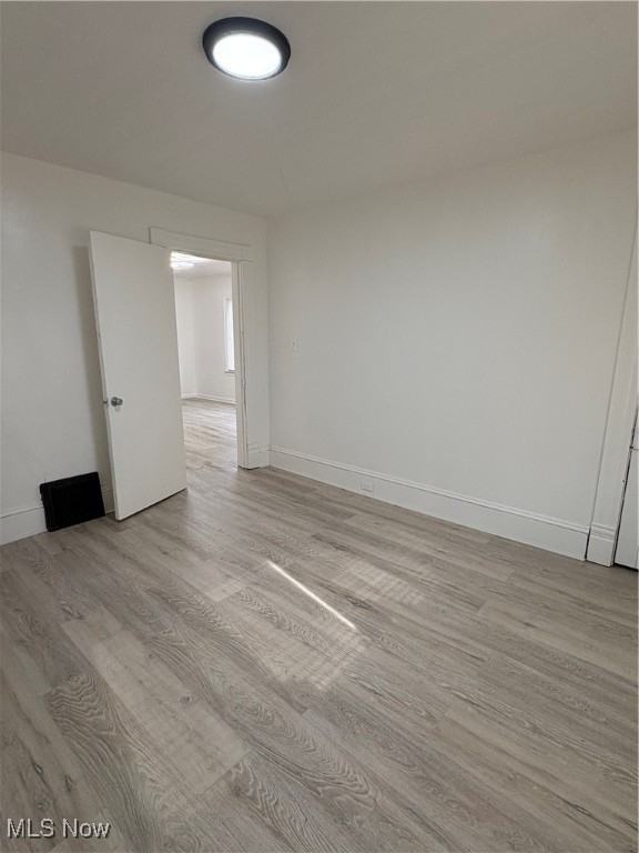 3311 W 33rd St - Photo 3 of 13