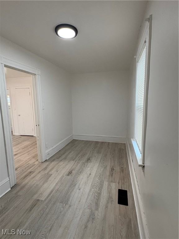 3311 W 33rd St - Photo 4 of 13