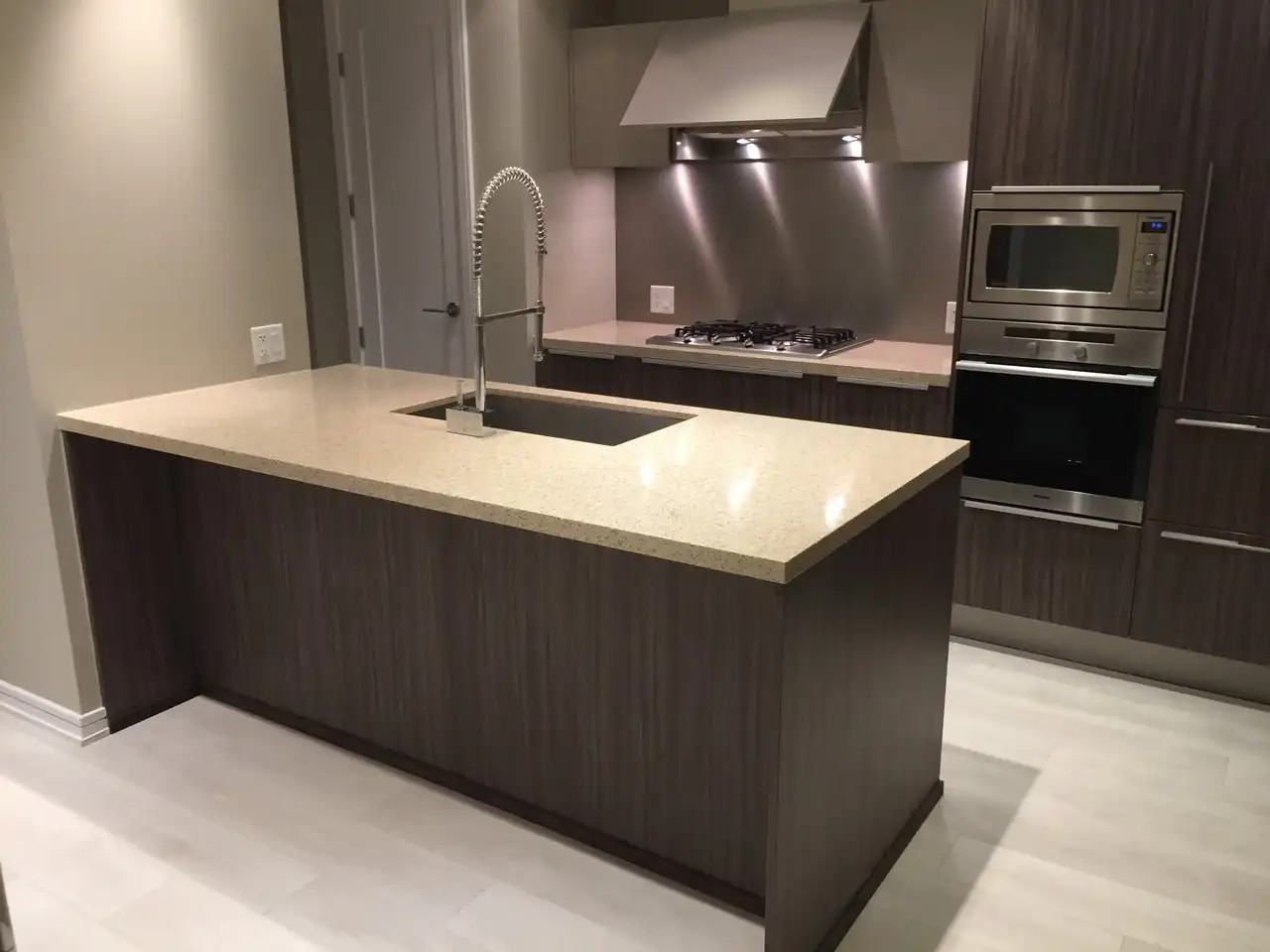 1616 Columbia Street ###711 - Photo 3 of 28