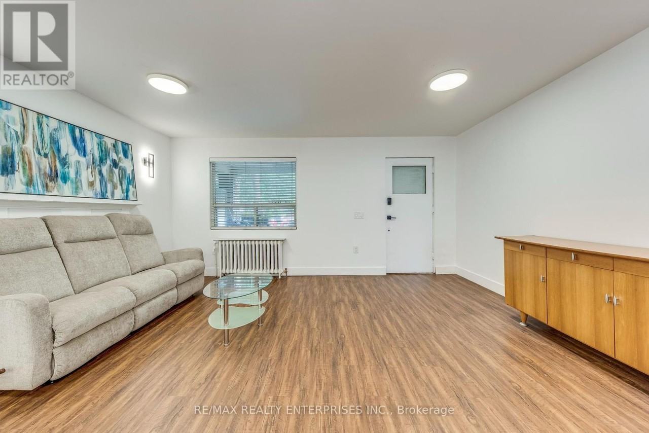 257 High Park Avenue - Photo 2 of 22