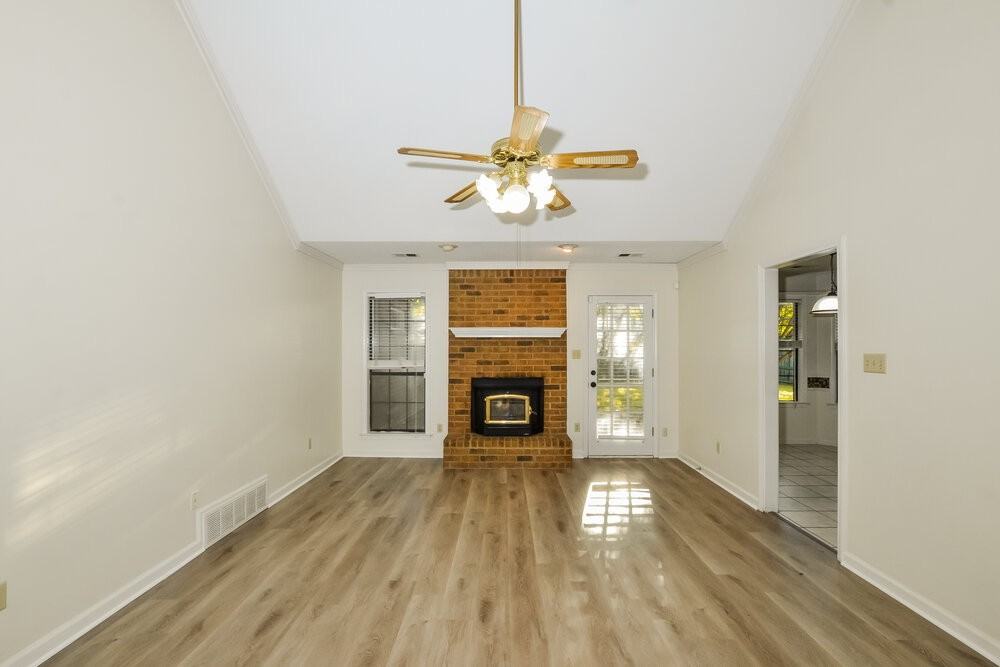 953 Lycomedes Cv - Photo 2 of 12