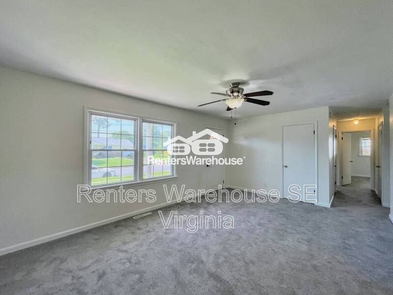 2444 Tullibee Dr - Photo 3 of 28