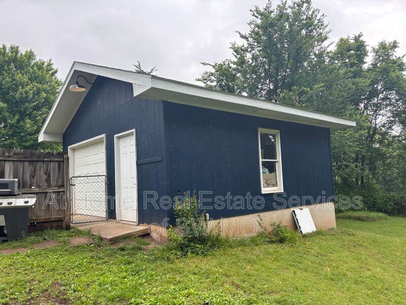 6124 S Farm Road - Photo 3 of 10