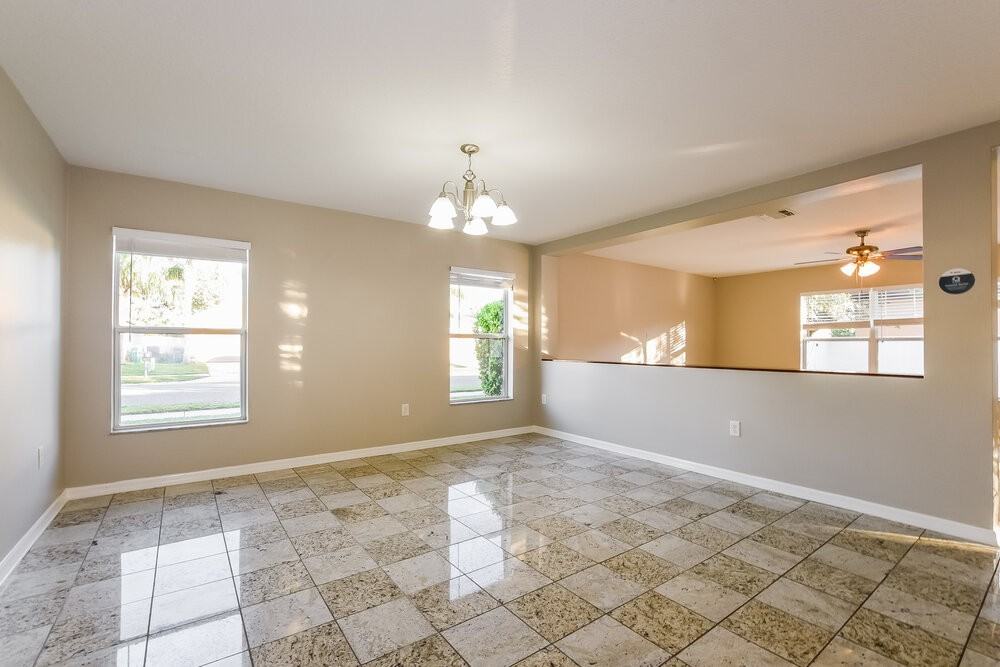 1552 Truscott Ct - Photo 6 of 16