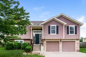 featured image of 515 Hibiscus Dr
