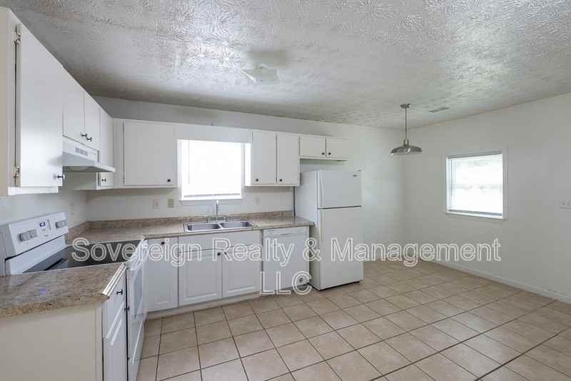 8367 Warren Dr #8367 - Photo 3 of 30