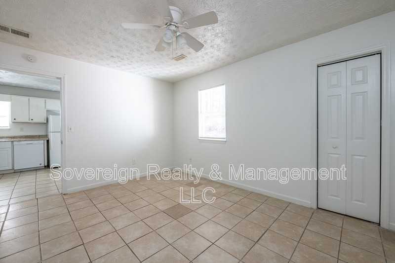 8367 Warren Dr #8367 - Photo 7 of 30