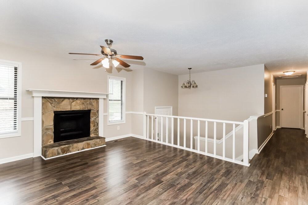 4031 Cindy Dr - Photo 5 of 17