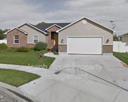 460 Lacosta Dr - Photo 1 of 1