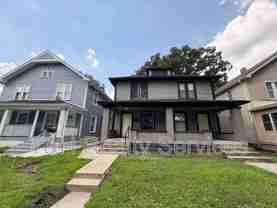1134 N Lasalle St - Photo 1 of 1