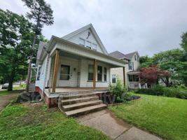 featured image of 1200 S 7th St #B