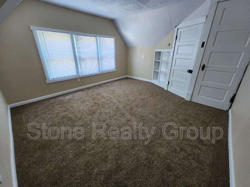 1200 S 7th St #B - Photo 4 of 9