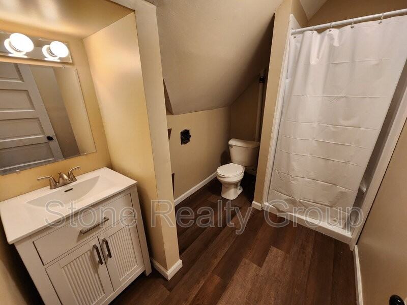 1200 S 7th St #B - Photo 6 of 9