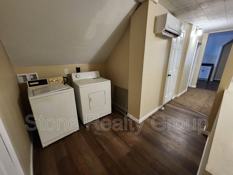 1200 S 7th St #B - Photo 7 of 9