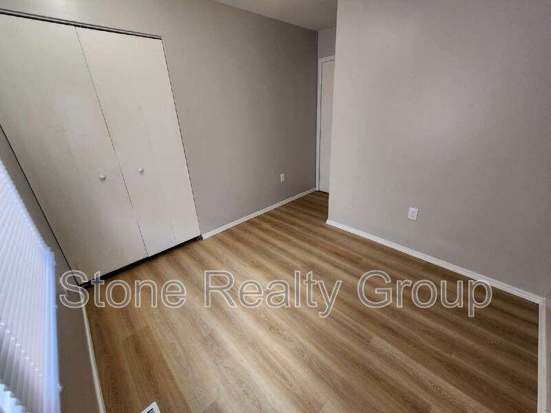 2262 3rd Ave - Photo 5 of 12