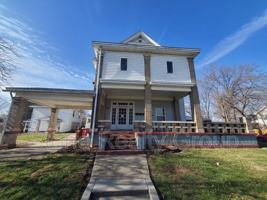 featured image of 509 S 5th St #4