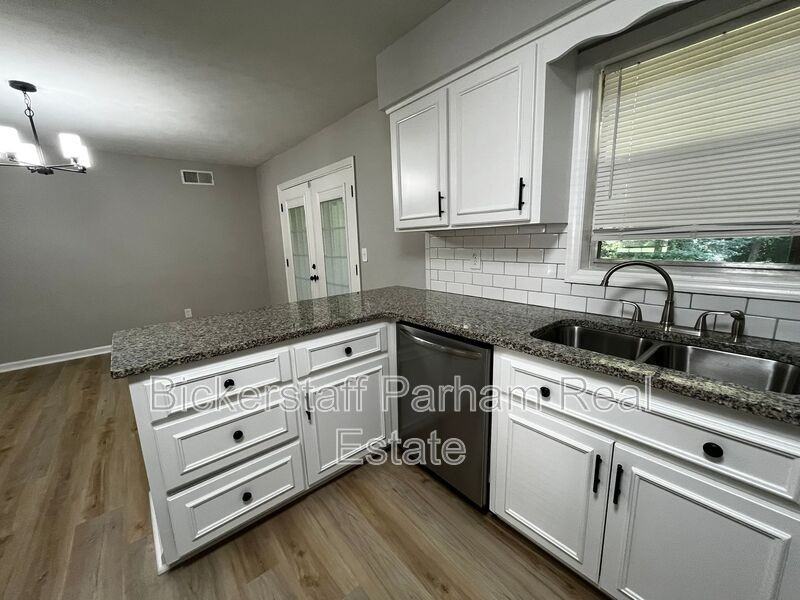 3836 Arrel Dr - Photo 6 of 36