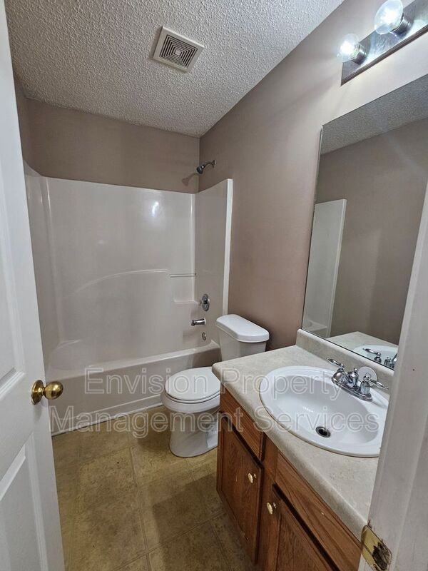 6400 Walnut Way - Photo 4 of 20