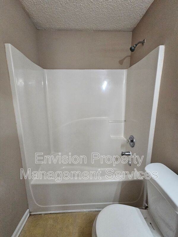 6400 Walnut Way - Photo 6 of 20