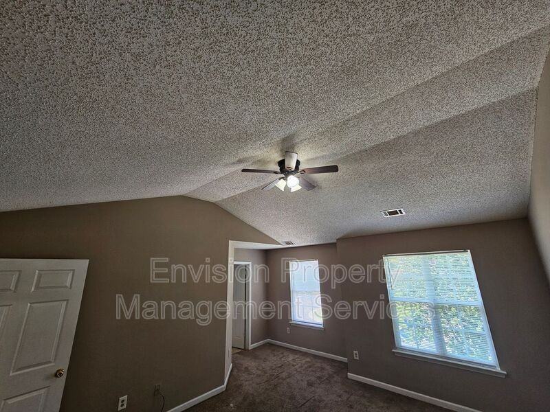 6400 Walnut Way - Photo 7 of 20
