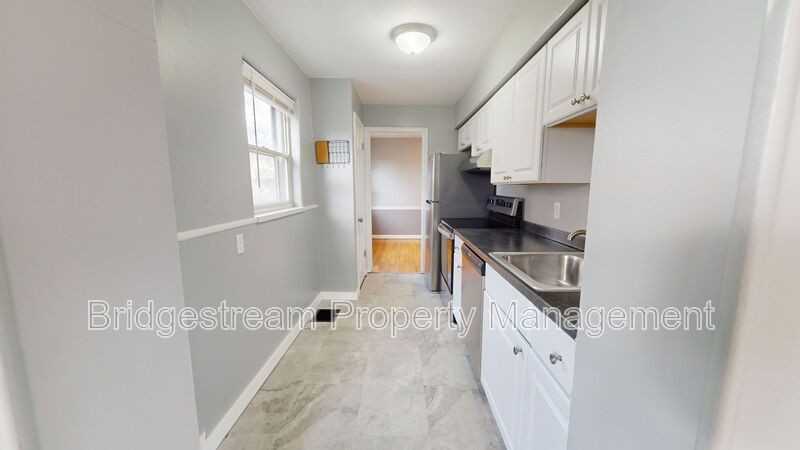 108 Bellaire Ave - Photo 4 of 30