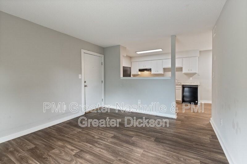 405 Spring St #B34 - Photo 7 of 21